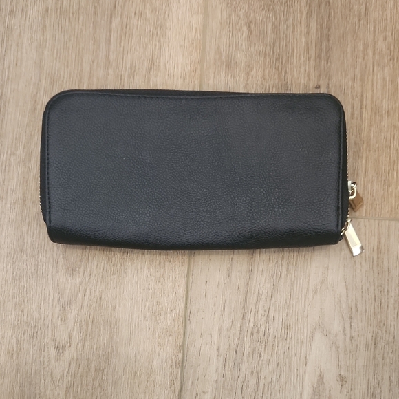 Black Zip-Around Wallet - Picture 3 of 3